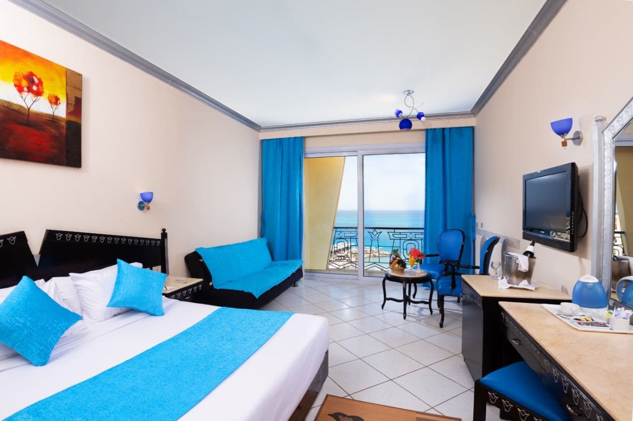 rooms-family-room