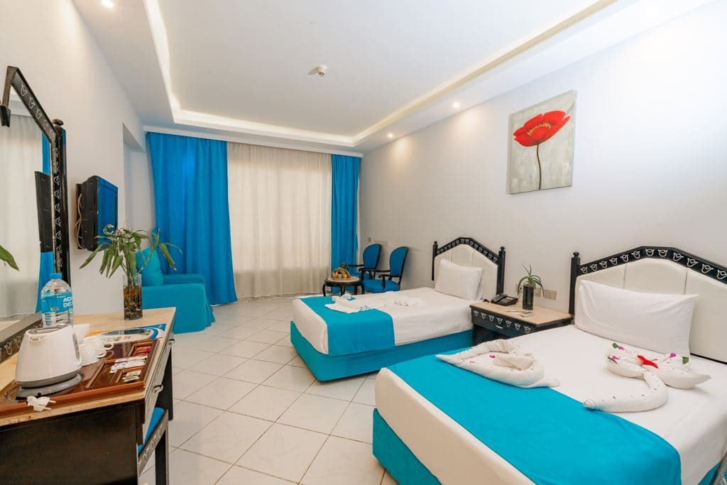 rooms-family-room