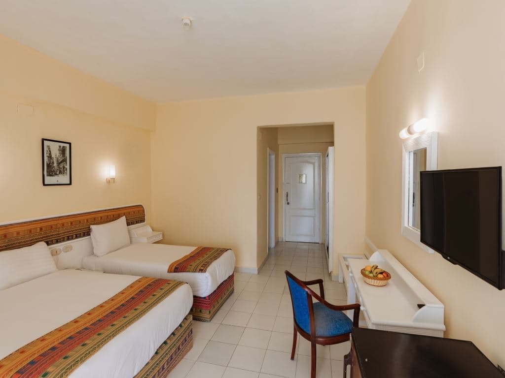 rooms-standard-room