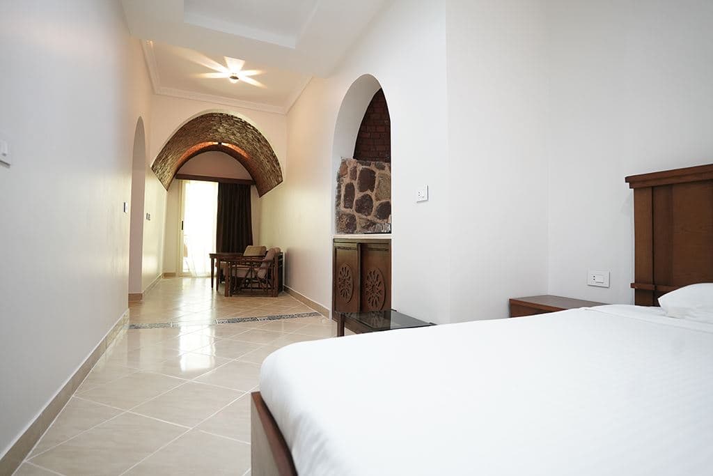 rooms-family-room