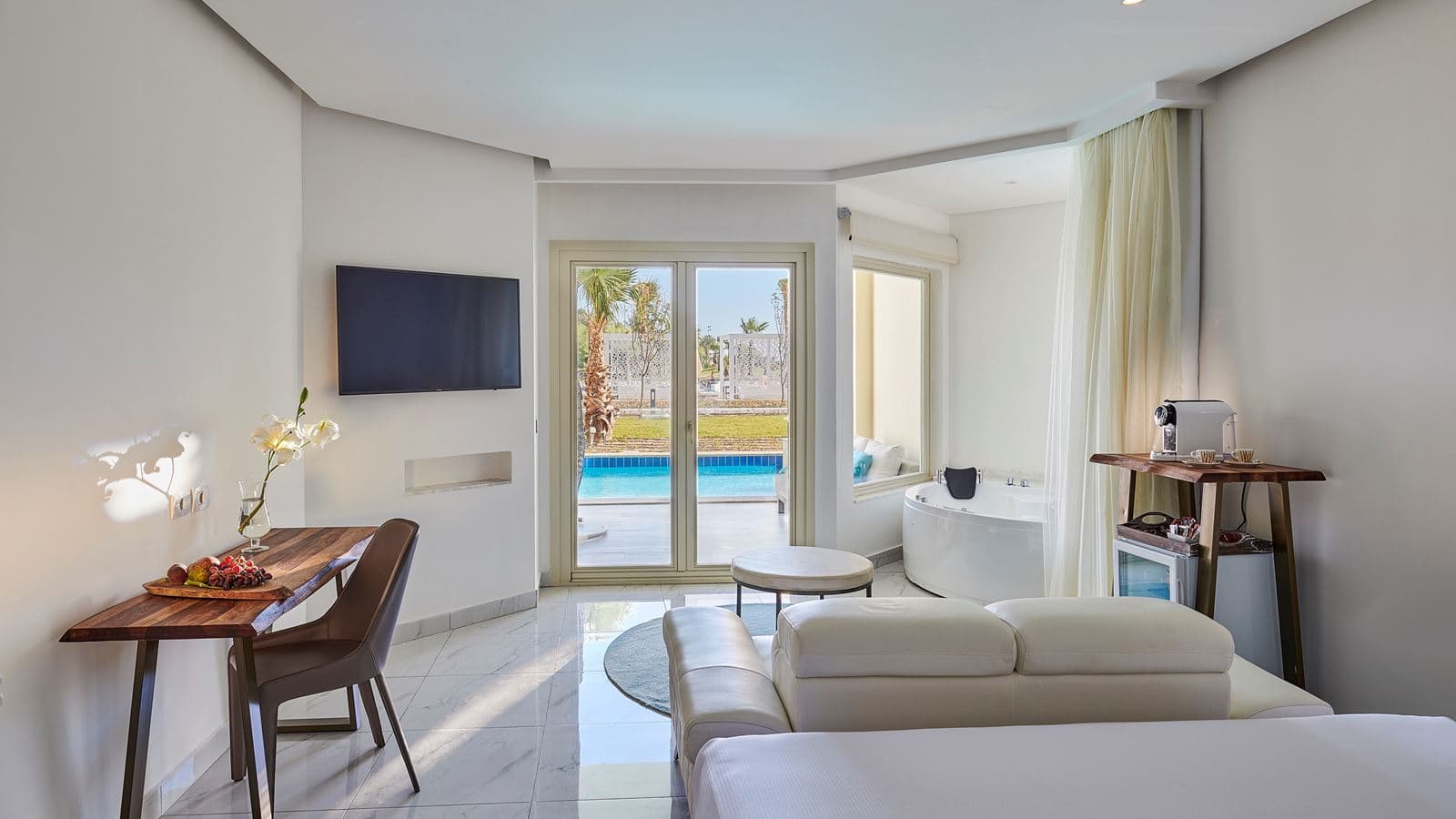 rooms-swimup-suite