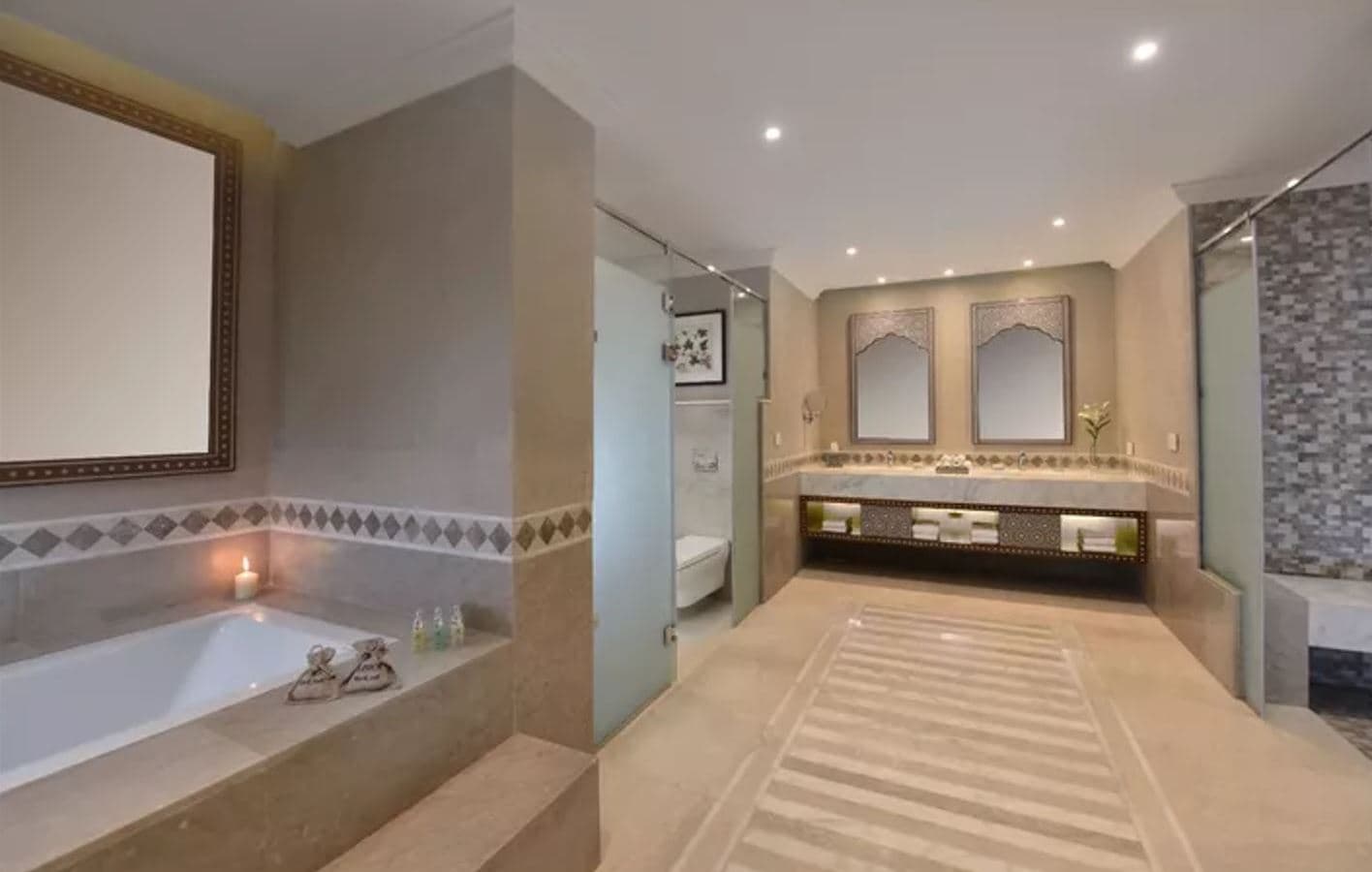 rooms-royal-suite