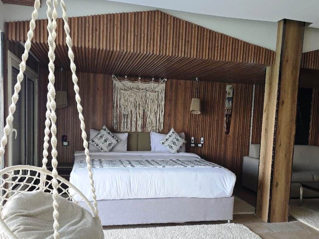 rooms-royal-bungalow