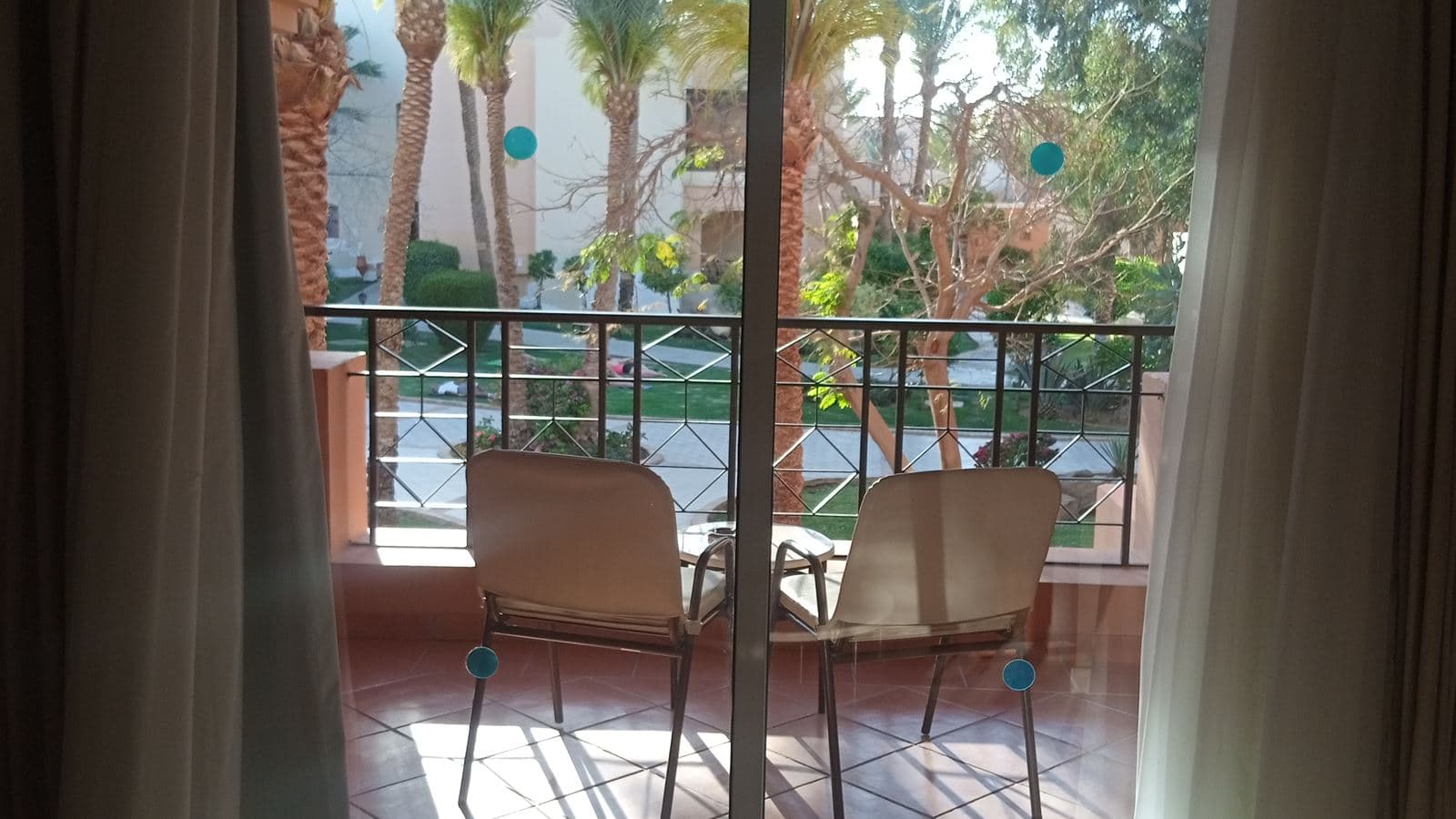rooms-family-deluxe-garden-view