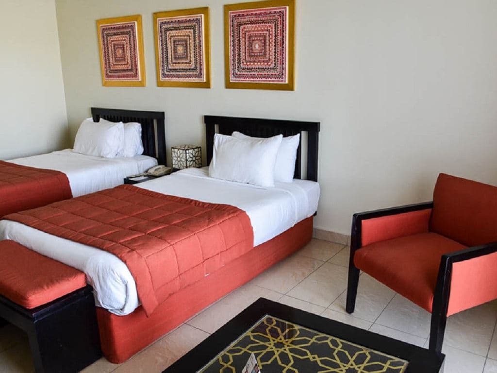 rooms-superior-pool