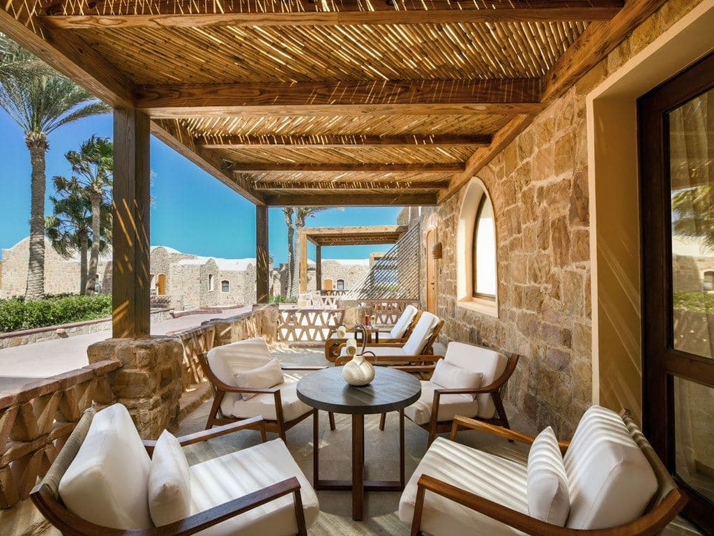 rooms-family-room
