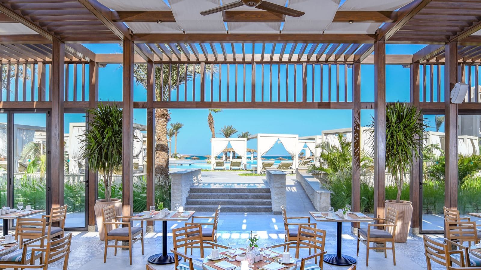 restaurants-palmira-main-restaurant