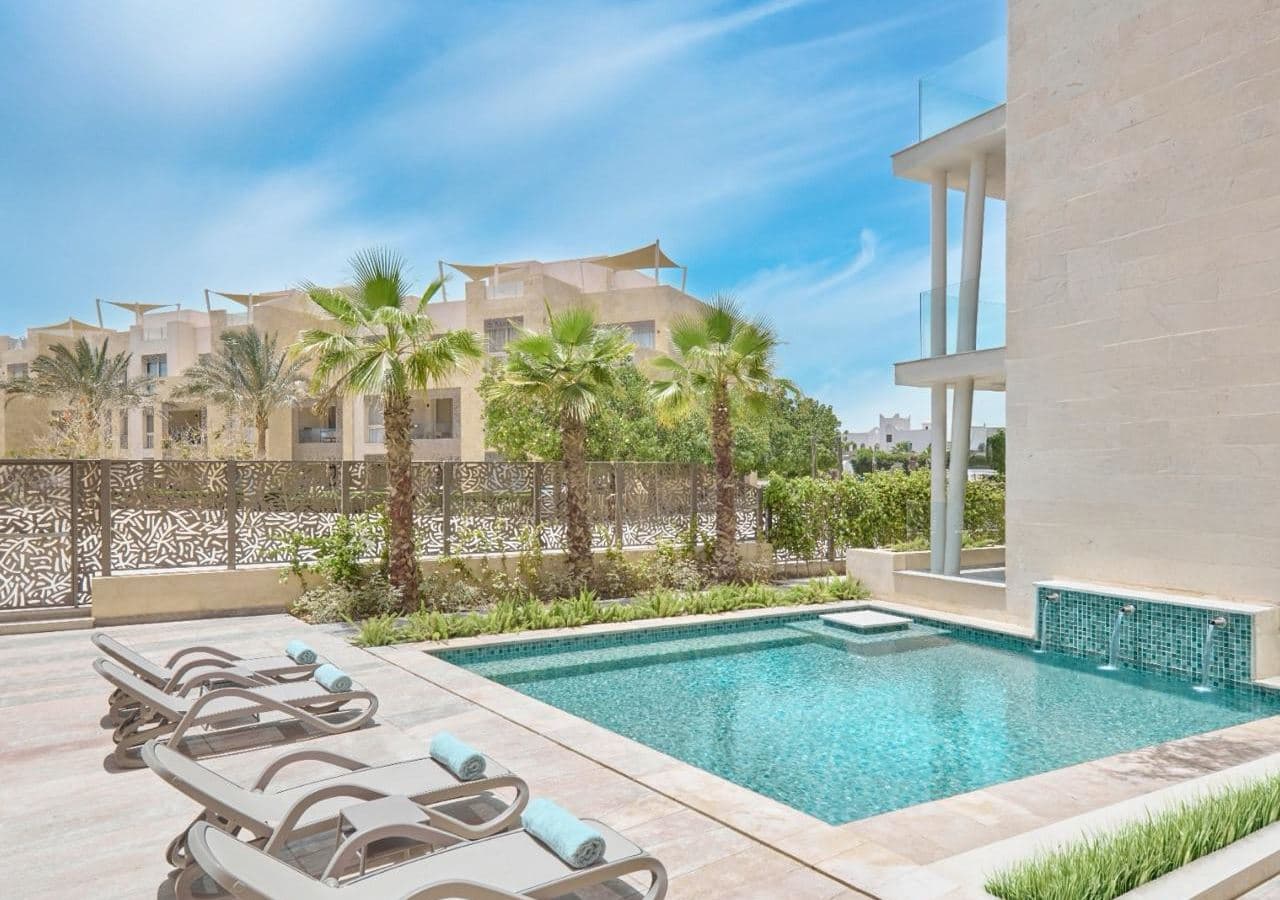 pools-outdoor-pool