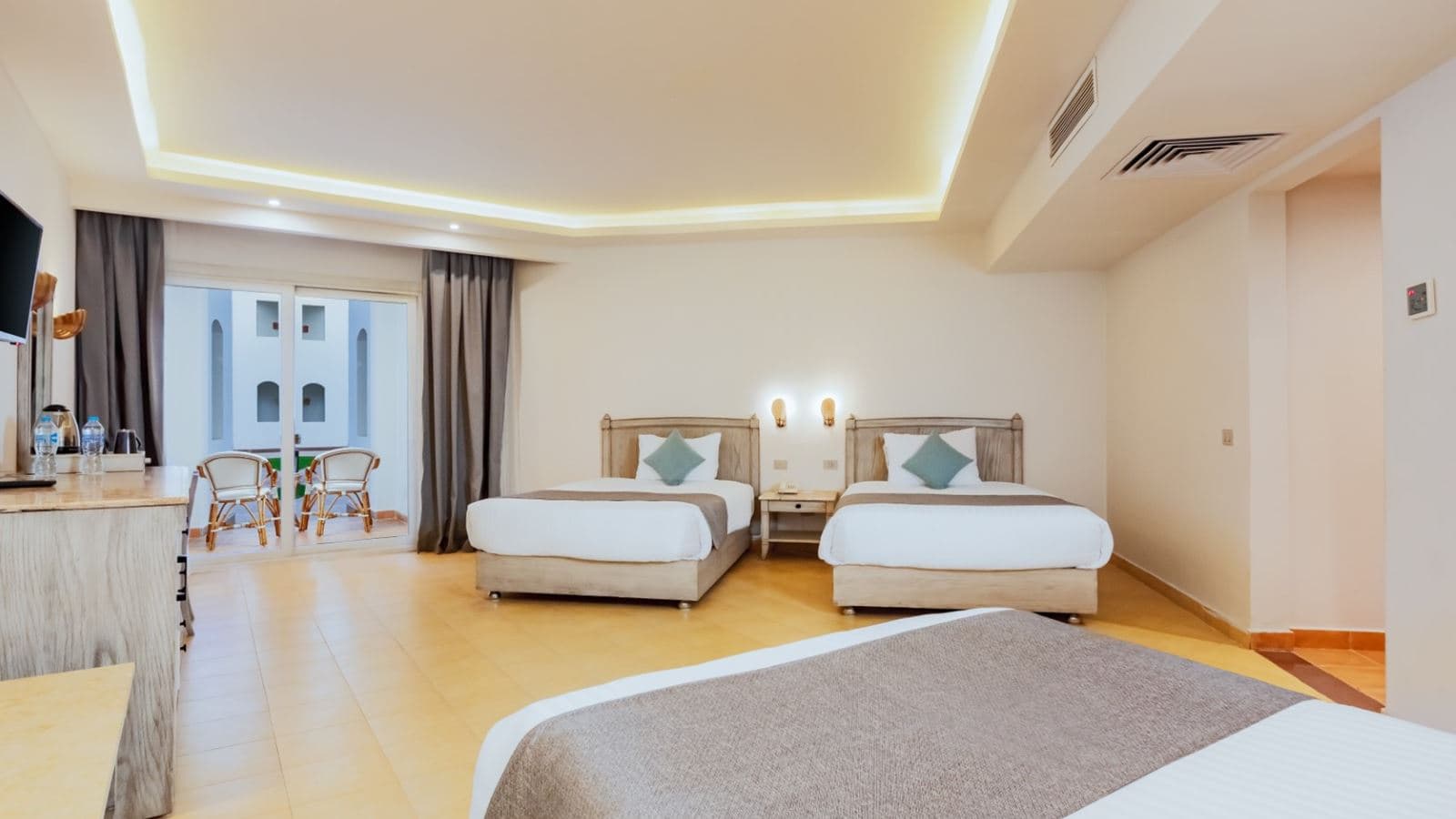 rooms-triple-room