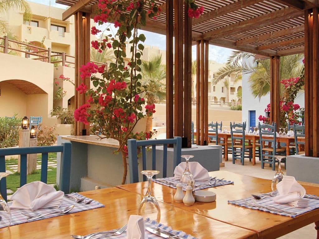 restaurants-beach-bar