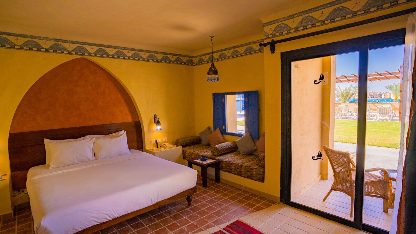 rooms-standard-room-marina-view
