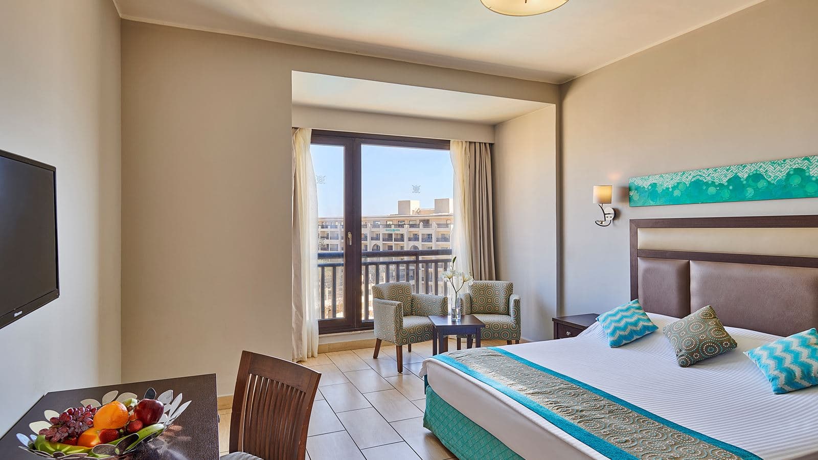 rooms-standard-room-with-french-balcony