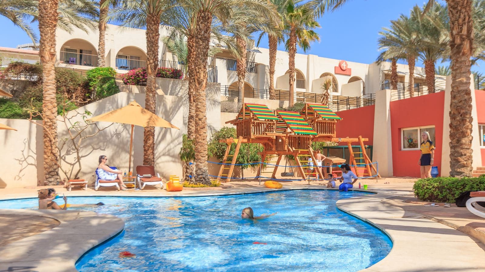 pools-outdoor-childrens-pool
