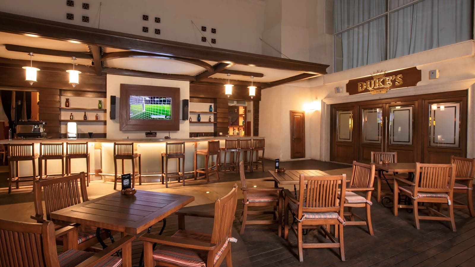 bars-dukes-pub