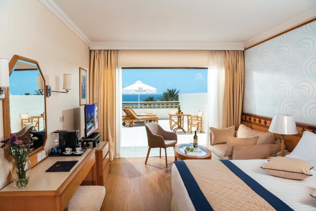 rooms-elite-deluxe-superior-room-seaview-balcony-or-terrace-