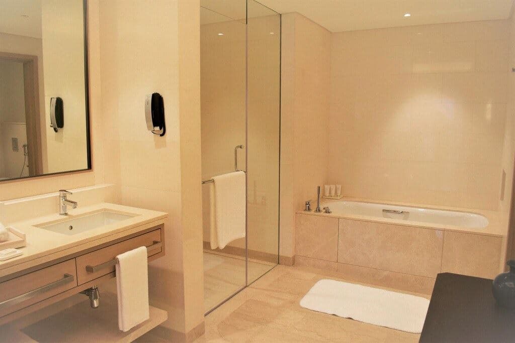 rooms-club-inter-continental-resort-suite