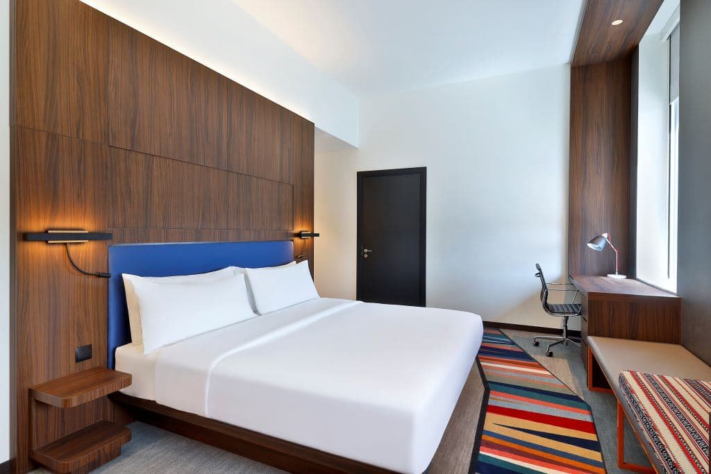 rooms-family-room