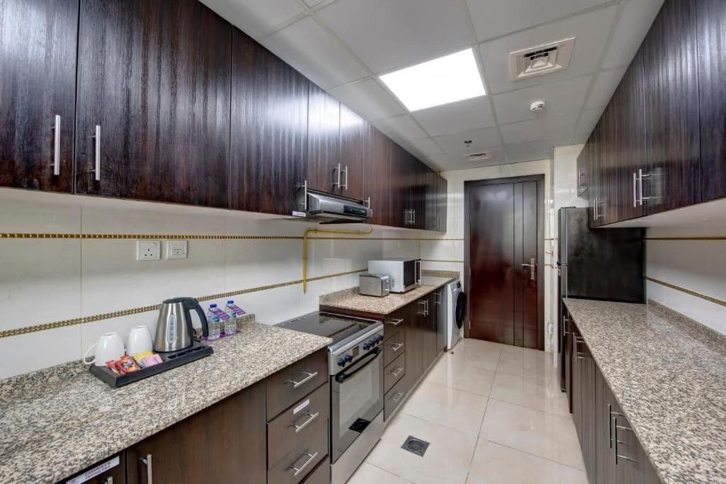 rooms-deluxe-2-bedroom-with-balcony