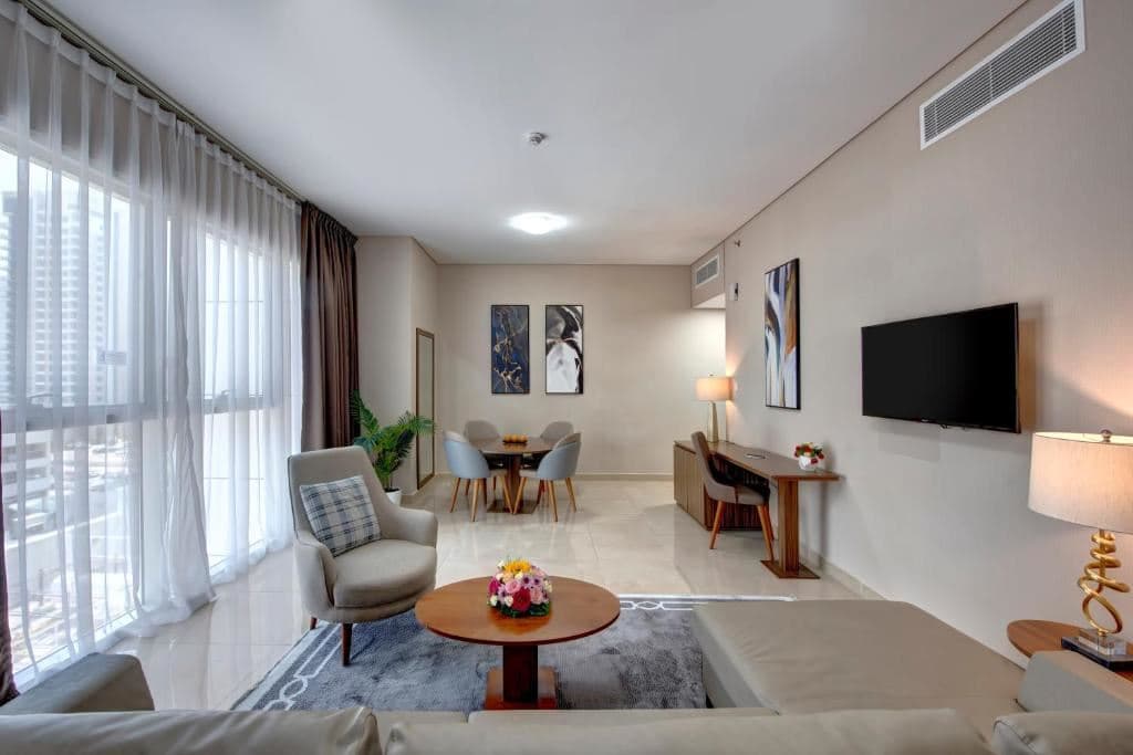 rooms-deluxe-2-bedroom-with-balcony