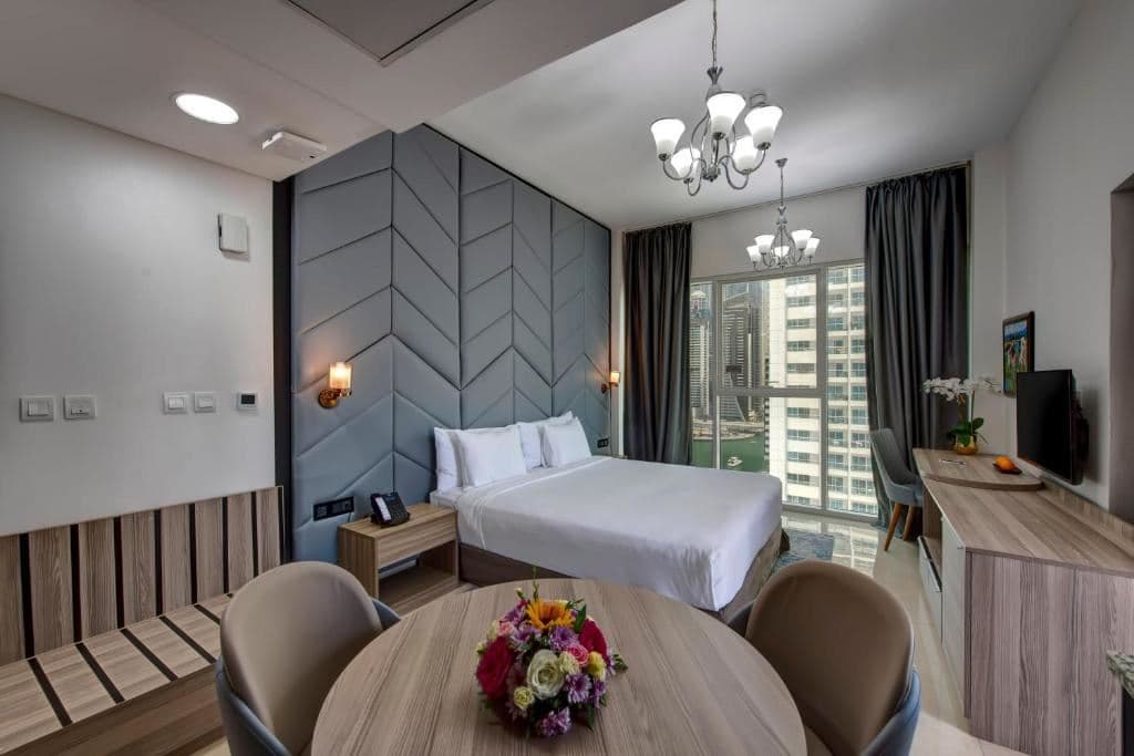 rooms-premium-studio-marina-view--balcony