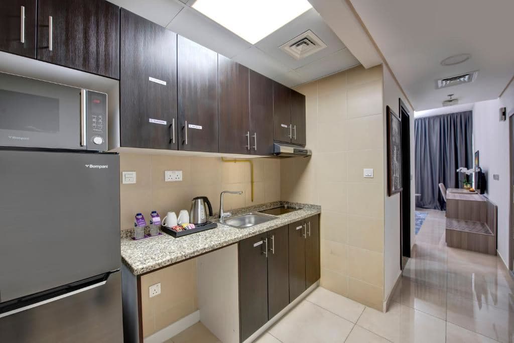 rooms-premium-studio-marina-view