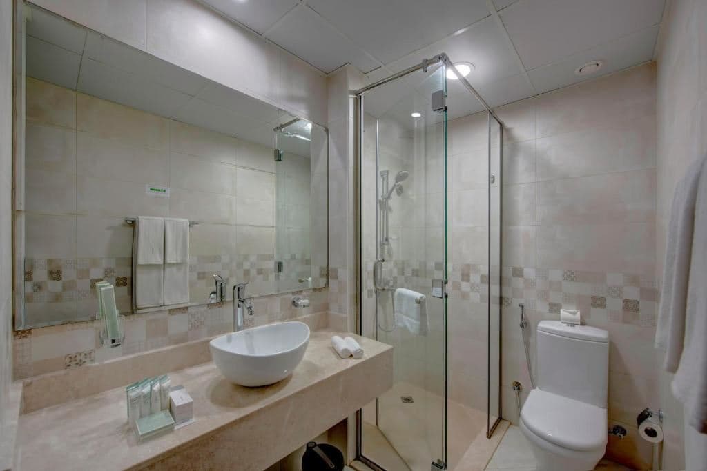 rooms-premium-studio-marina-view