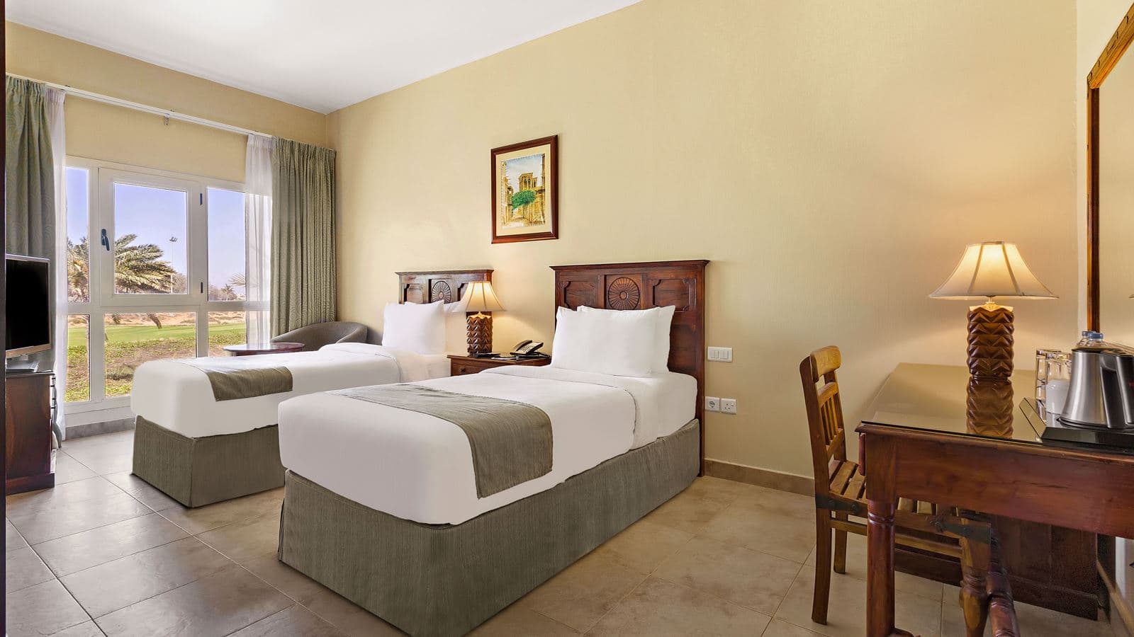 rooms-classic-room