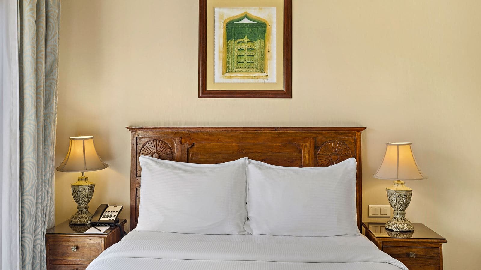 rooms-standard-room