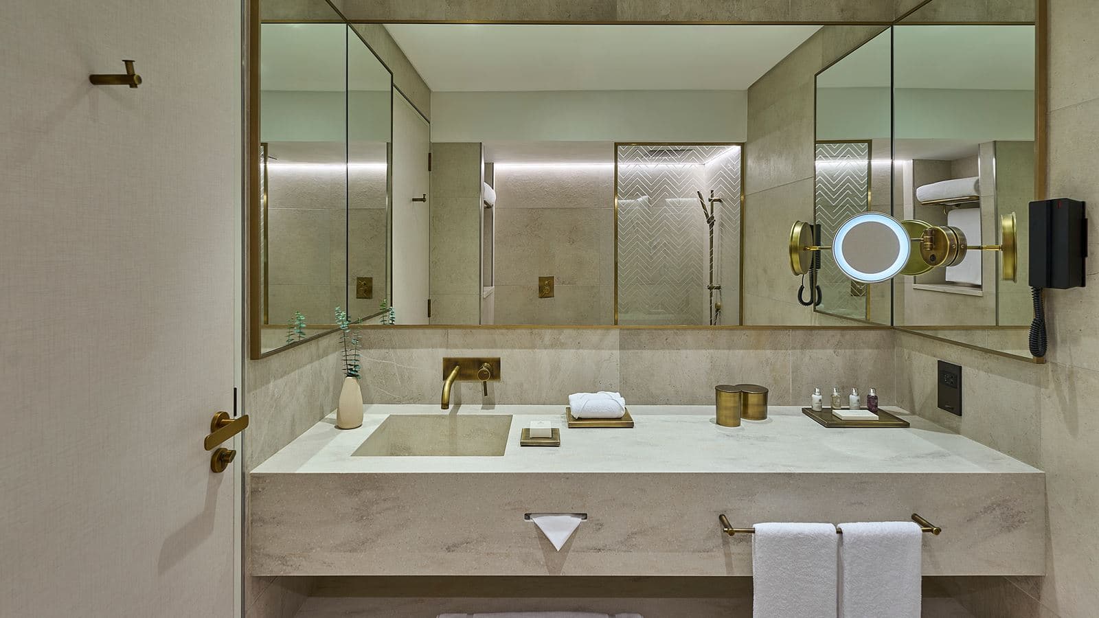 rooms-al-hadiqa-garden-room