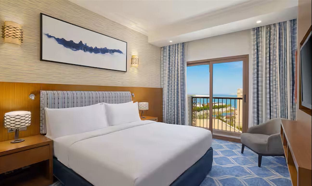 rooms-guest-room-island-view