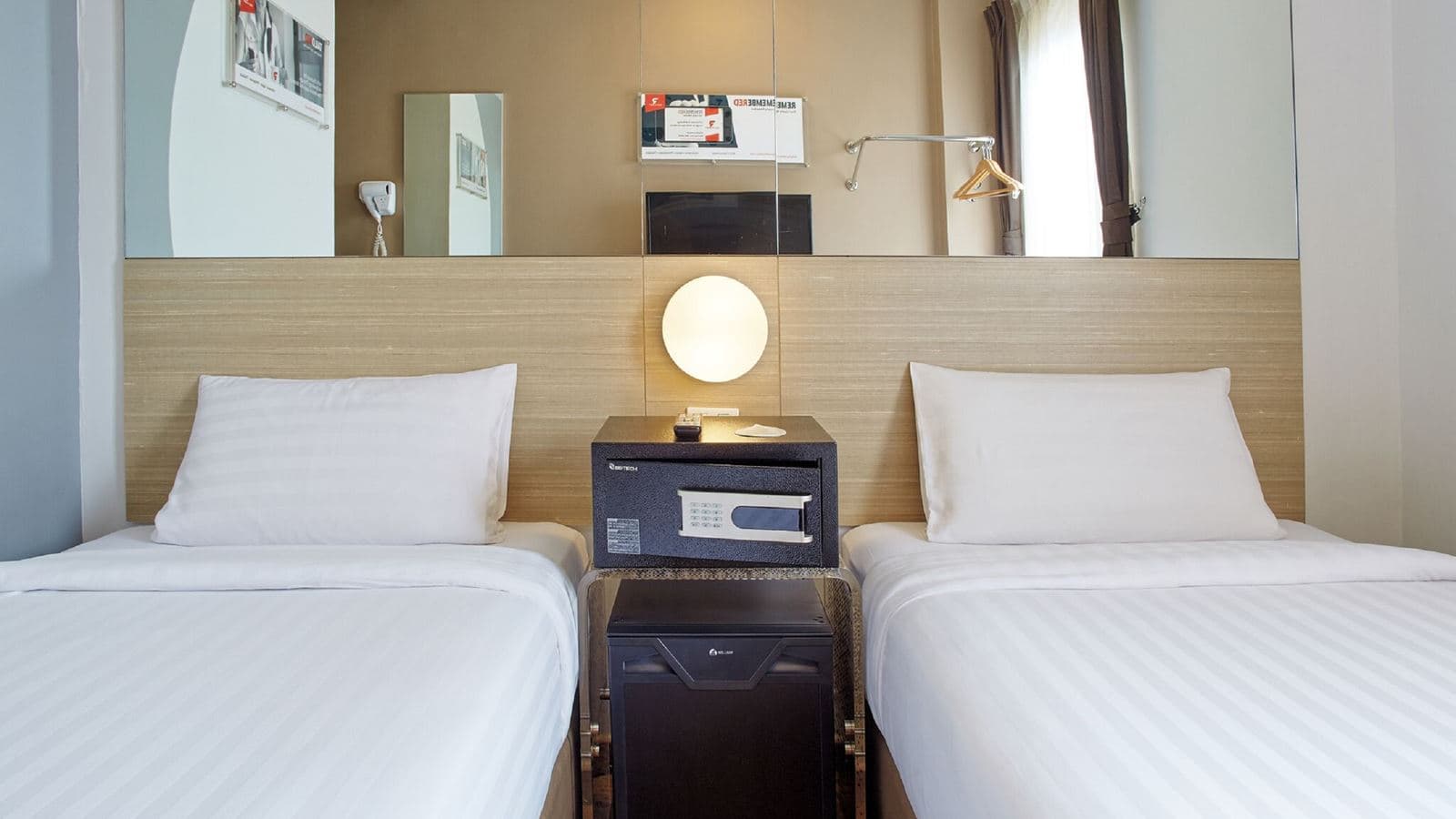 rooms-standard-room