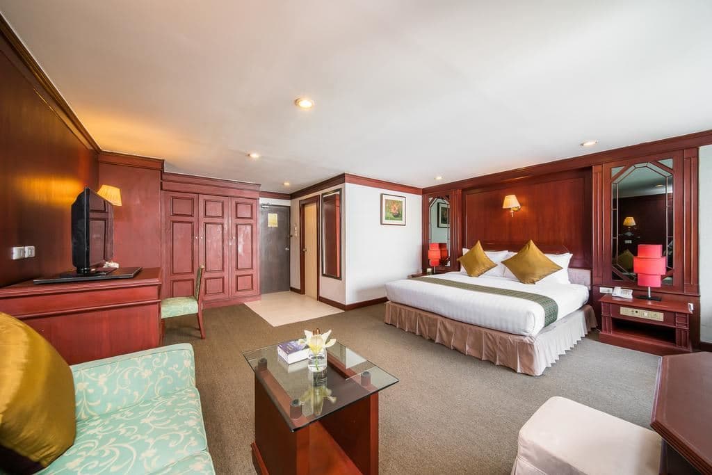 rooms-deluxe-room