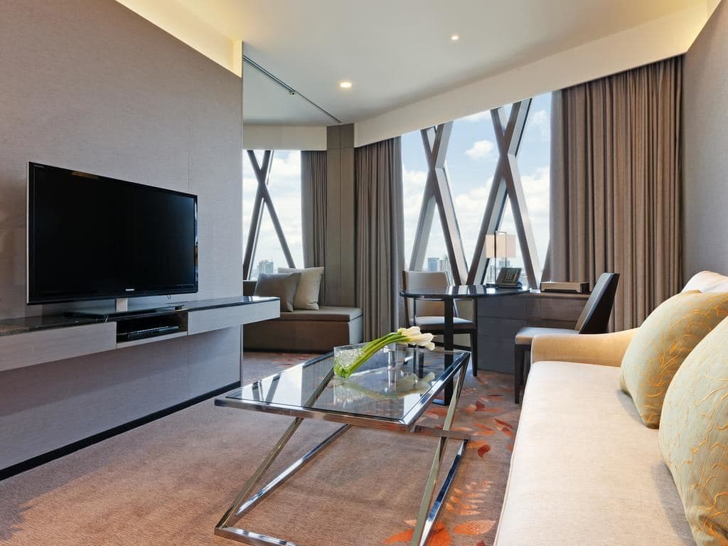rooms-deluxe-suite