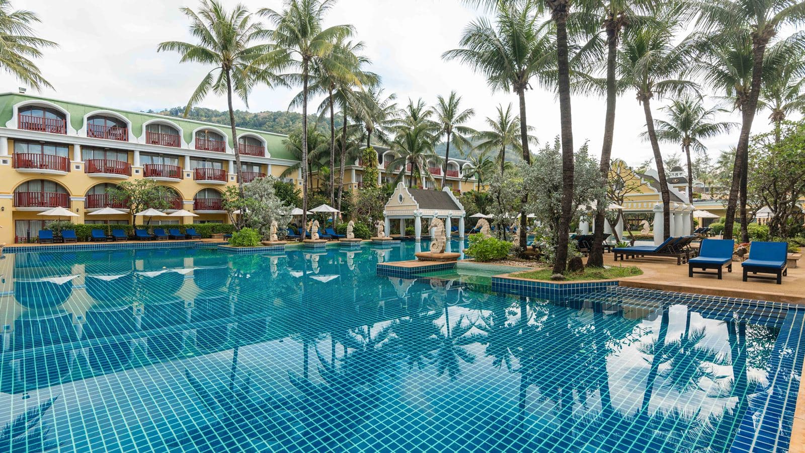 pools-outdoor-pool