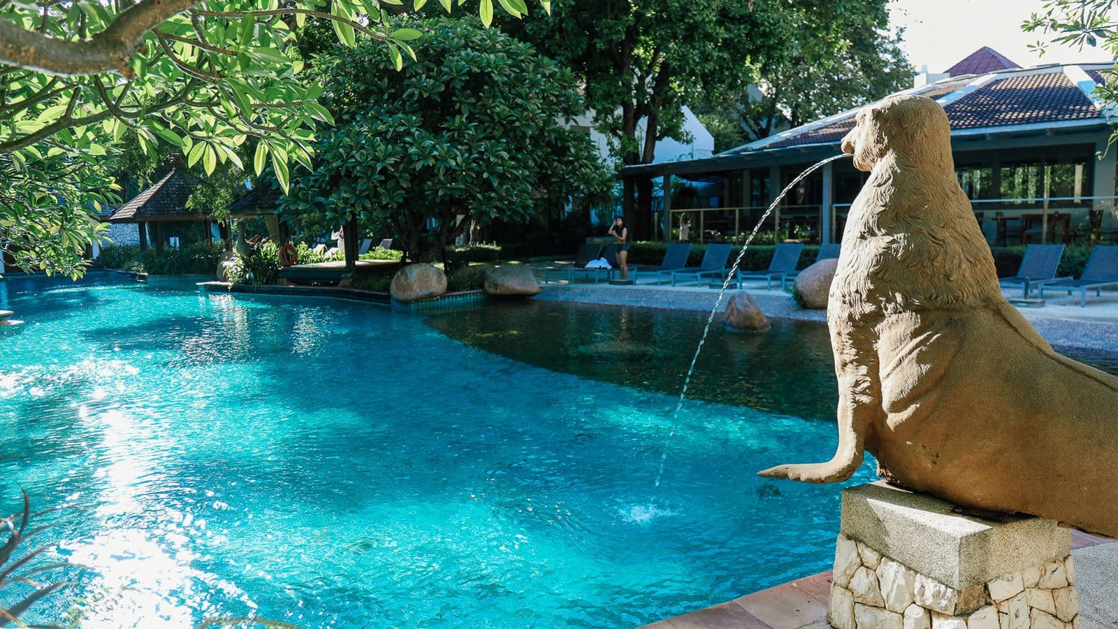 pools-outdoor-pool