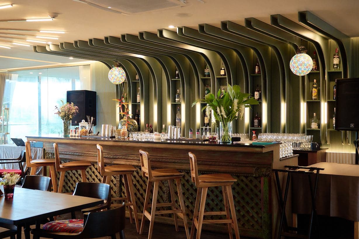 restaurants-restaurants
