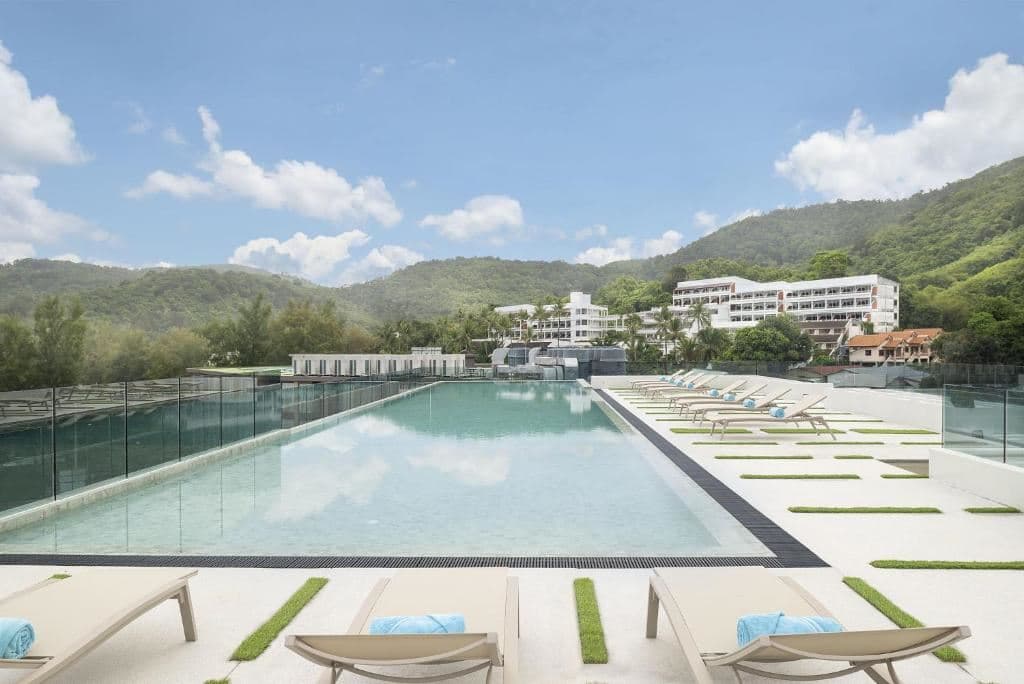 pools-outdoor-pool