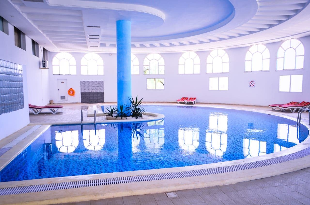 pools-indoor-pool