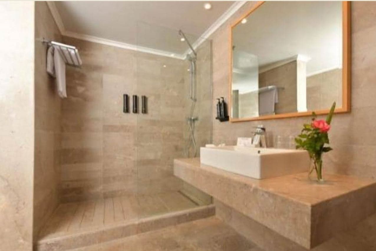rooms-room-superior-garden-view