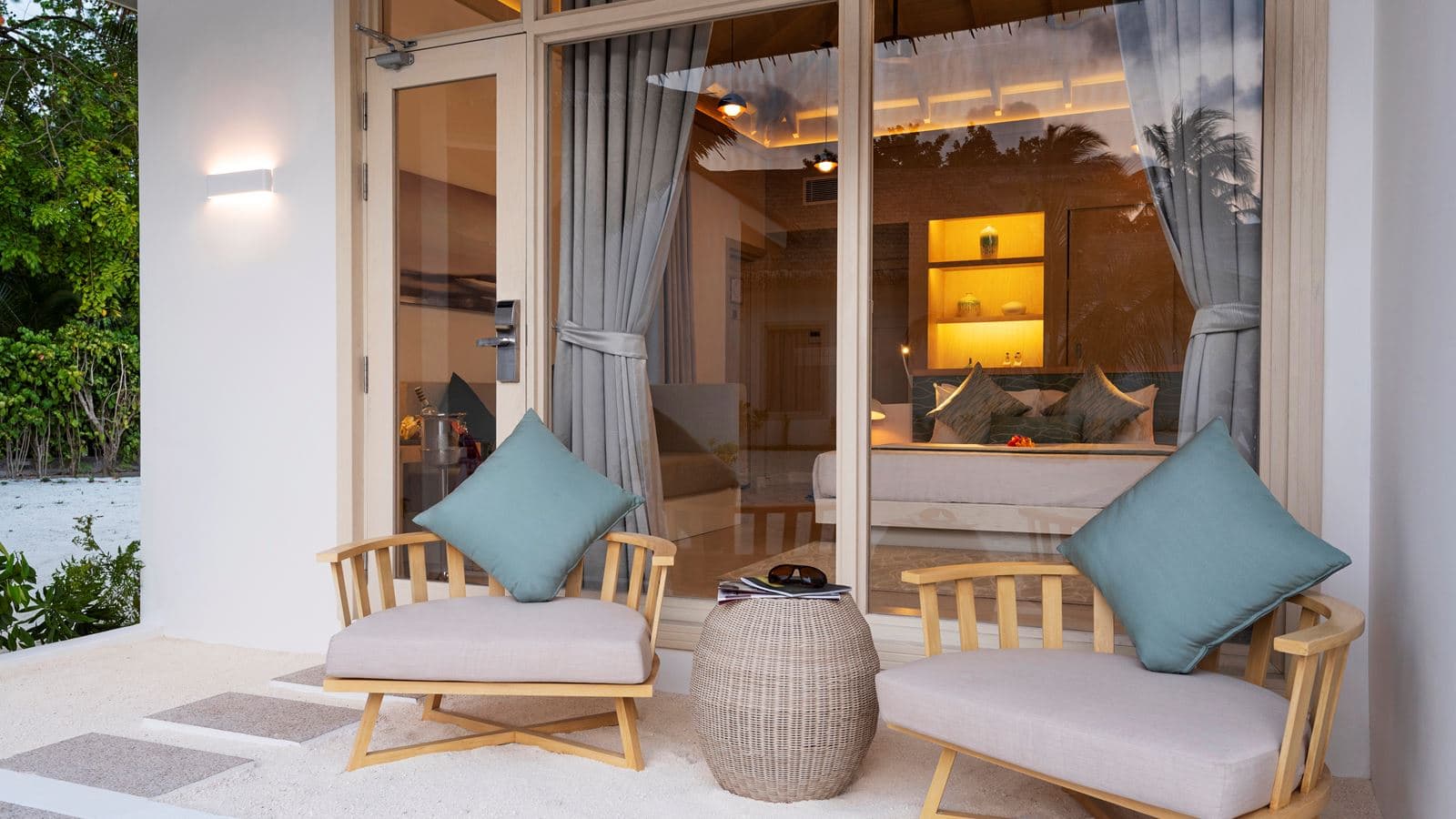 rooms-beach-villa