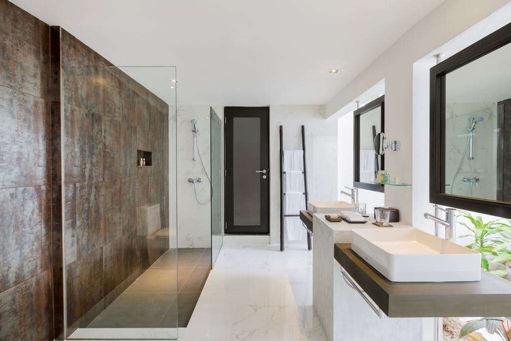 rooms-deluxe-villa