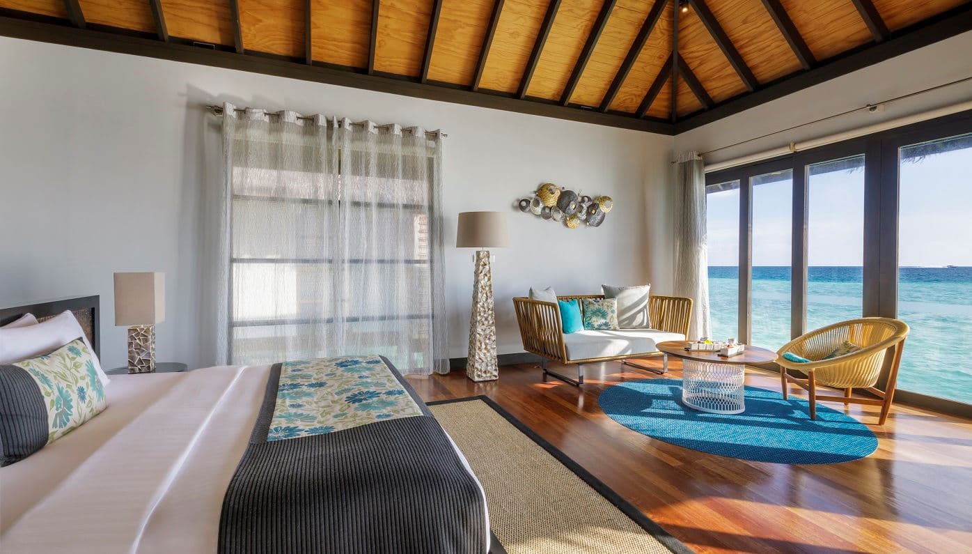 rooms-water-villa-with-pool