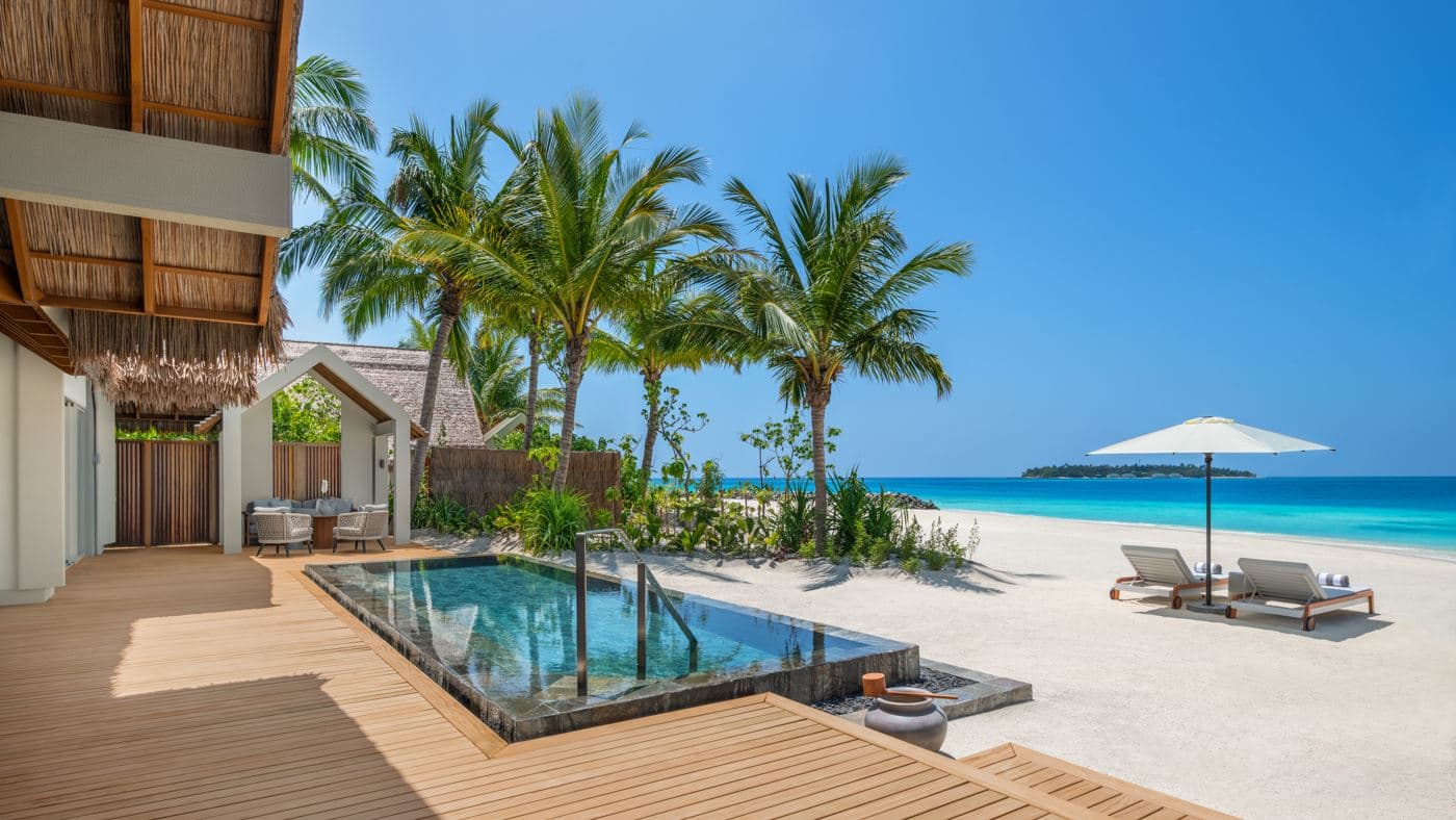 rooms-two-bedroom-beach-pool-villa