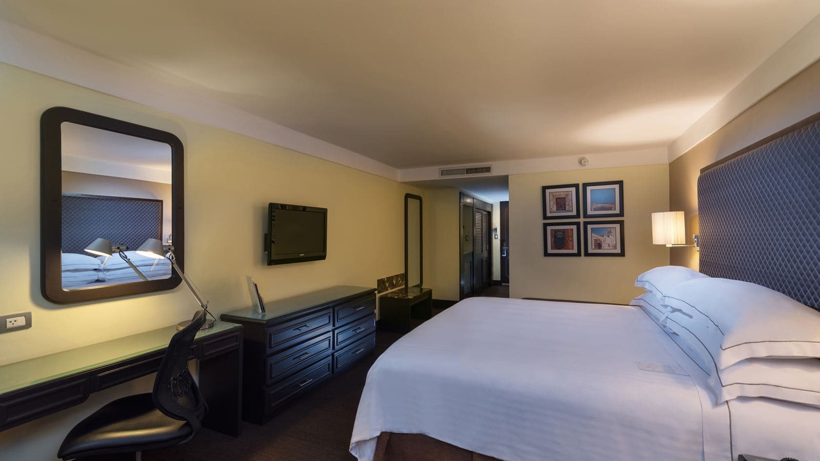rooms-superior-room