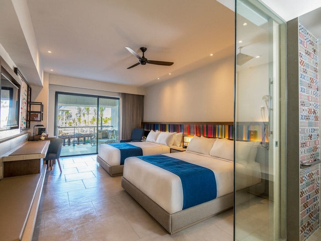 rooms-club-ocean-view-junior-suite