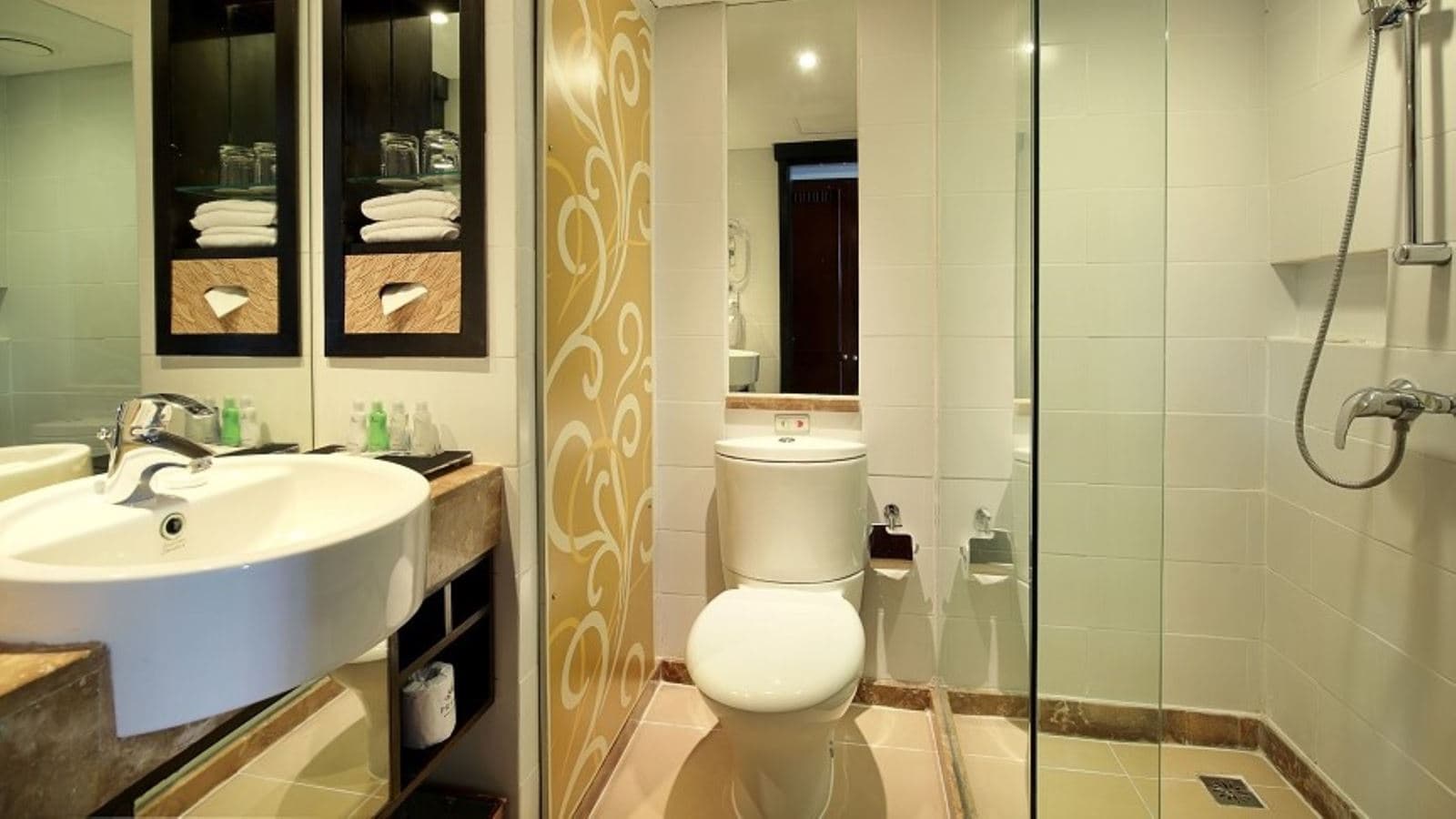 rooms-superior-room