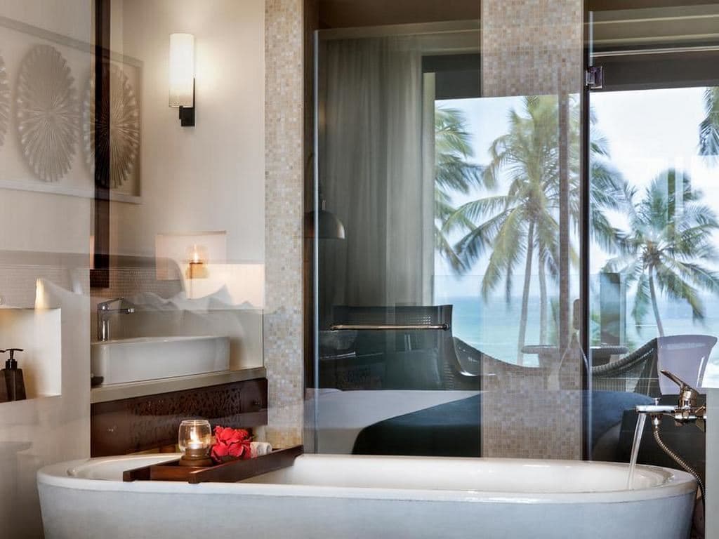 rooms-deluxe-ocean-view