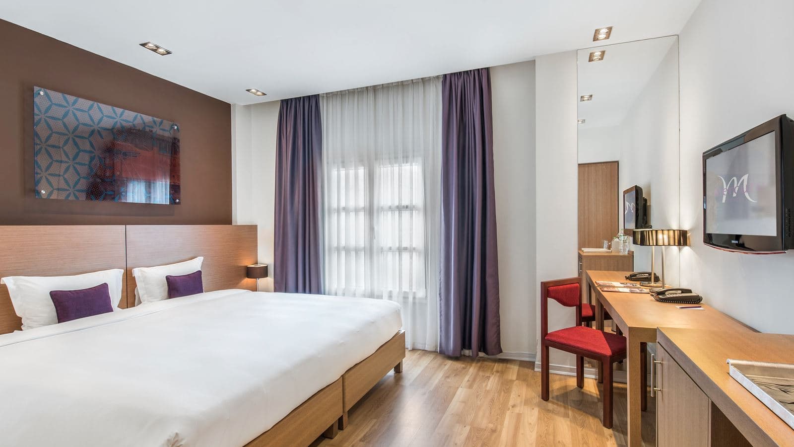 rooms-superior-room