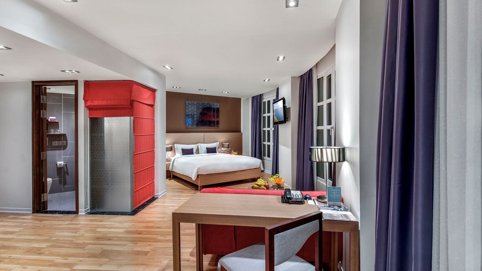 rooms-deluxe-room