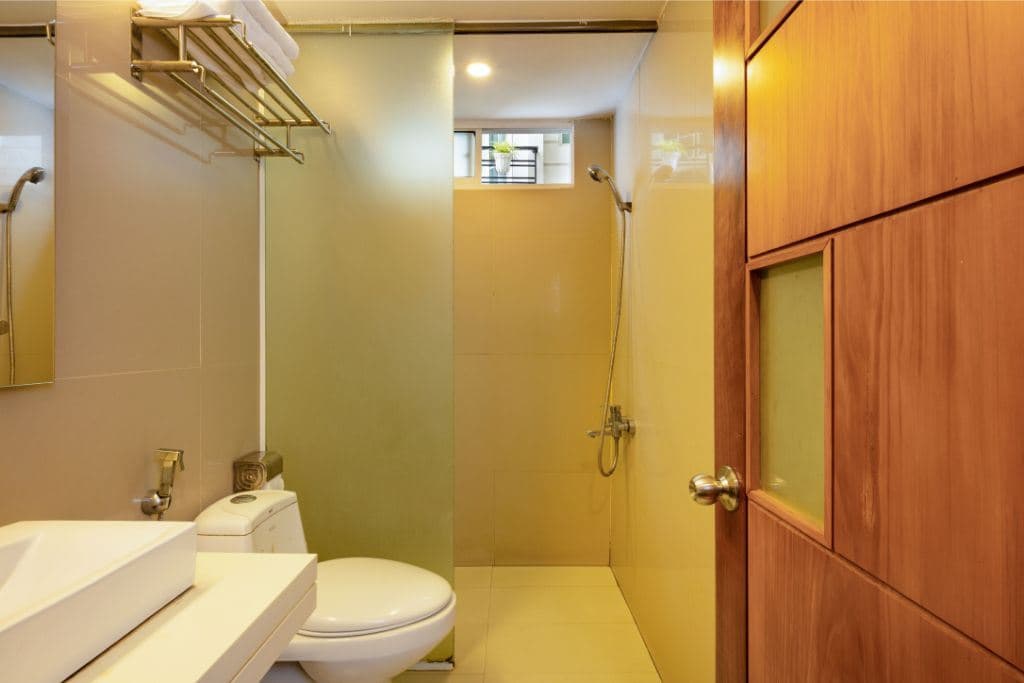 rooms-standard-room